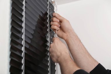 pencere Panjur yükleme eller