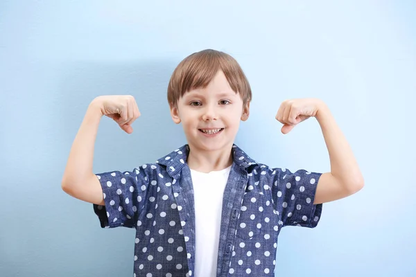 Schattig jongetje — Stockfoto