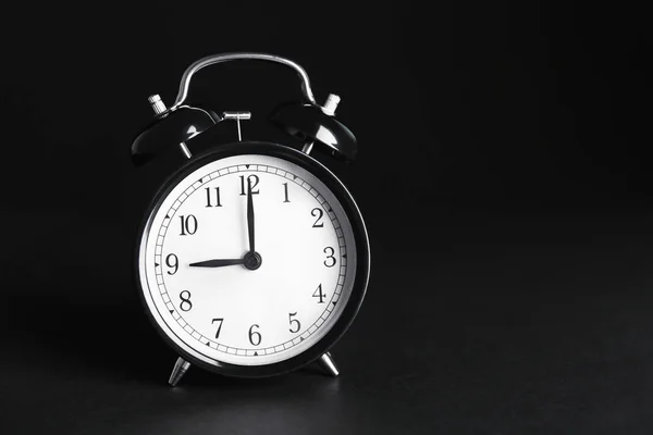Relógio de alarme retro — Fotografia de Stock