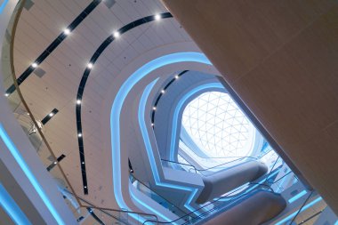 Modern alışveriş merkezi