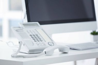 Telefon aldı alıcısı ile