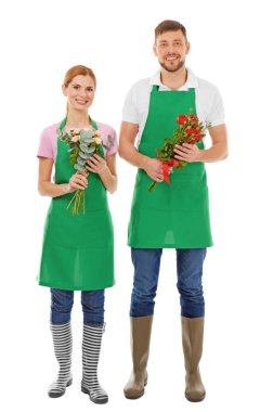 İki Çiçekçi çiçek buketleri holding 