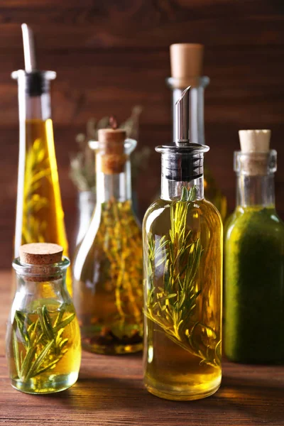 Composición de botellas con aceite — Foto de Stock