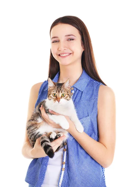 Mulher bonita com gato bonito no fundo branco — Fotografia de Stock