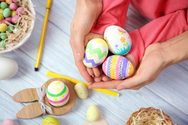 Mother and daughter eggs — Stock Photo, Image