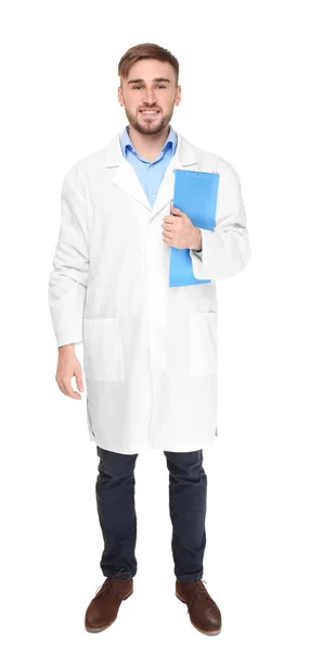 Guapo médico con portapapeles azul — Foto de Stock