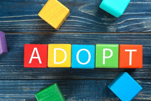 Renkli küpleri ile kelime evlat edinmek 