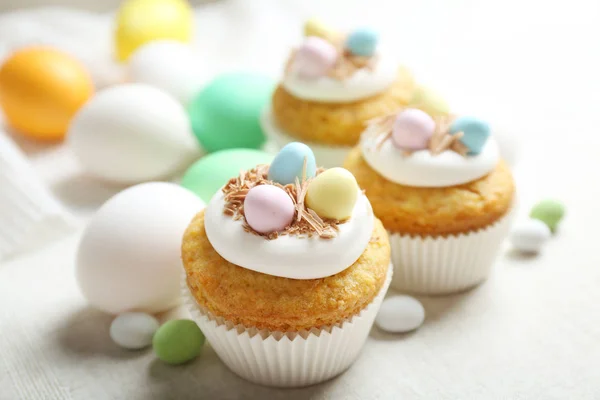 Cupcakes de Pascua decorados — Foto de Stock