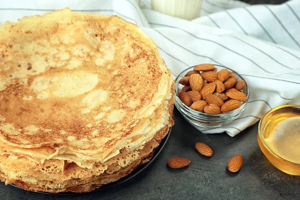 Tatlı lezzetli gözleme — Stok fotoğraf