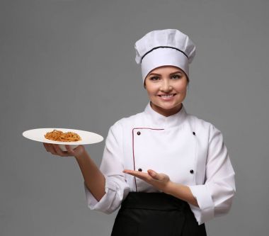  kadın Şef holding plaka 