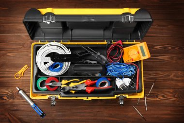 Araç kutusu kablolama için 