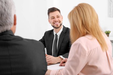 Noter ofisi üst düzey Çift