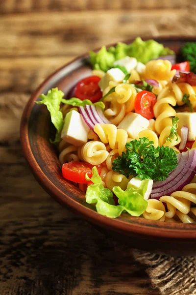 Ensalada de pasta fría deliciosa —  Fotos de Stock