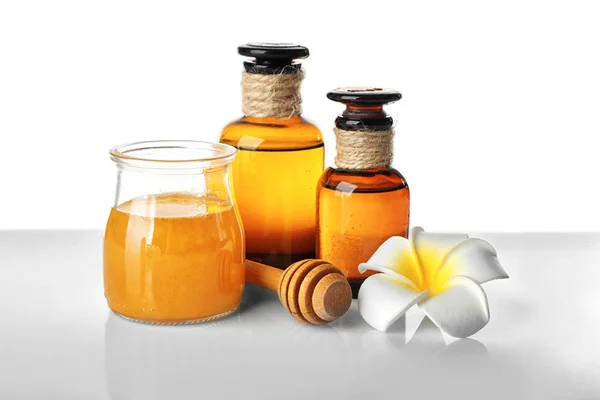 Beautiful honey spa composition — Stock Photo, Image