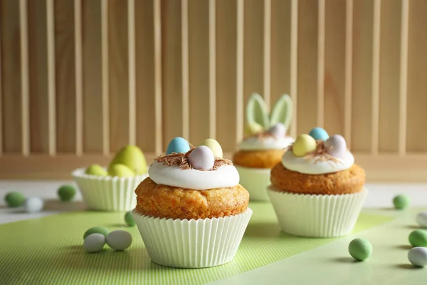 Heerlijke cupcakes voor Pasen — Stockfoto