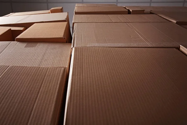 Картонные коробки, крупный план — стоковое фото