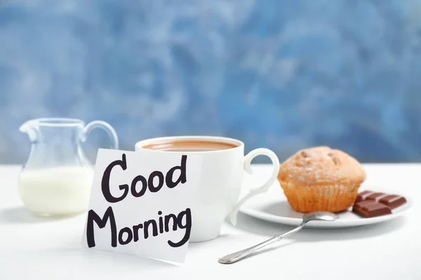 Note with phrase GOOD MORNING — Stock Photo, Image