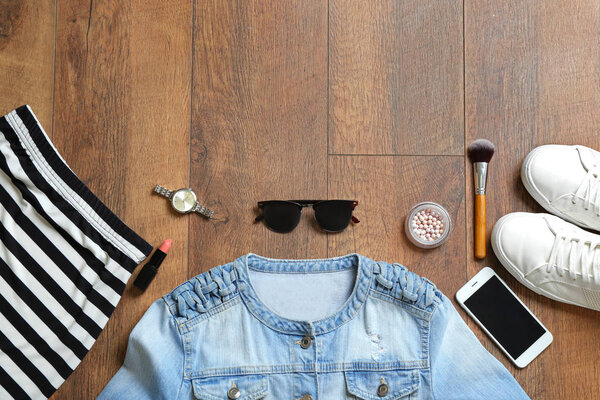 Плоский набор мужской одежды
