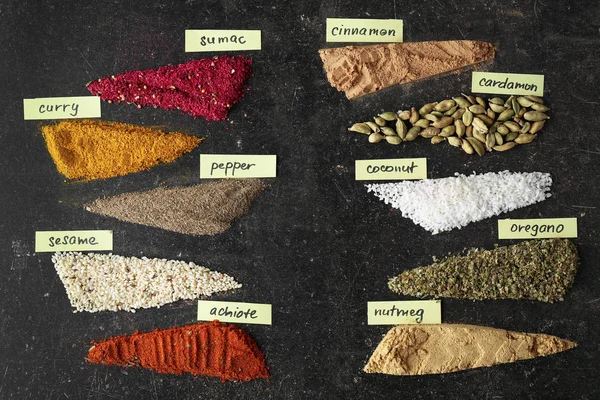 Aromatic raw spices — Stock Photo, Image