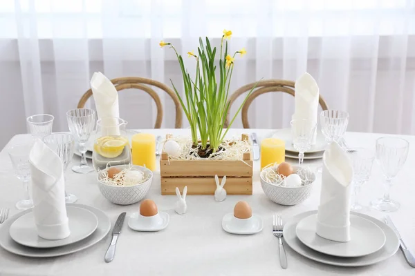 Beautiful Easter table — Stock Photo, Image