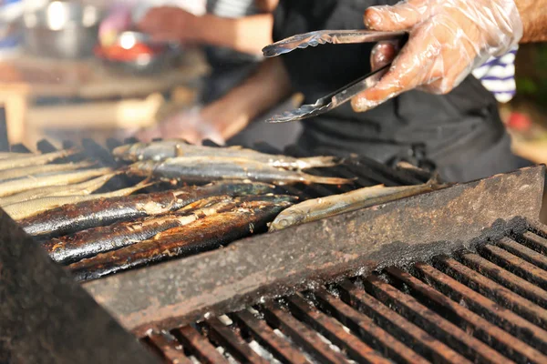 Grilled fish on brazier — Stock Image Grilled fish on brazier Stock Picture