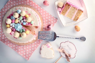 Festival tablo Easter kek