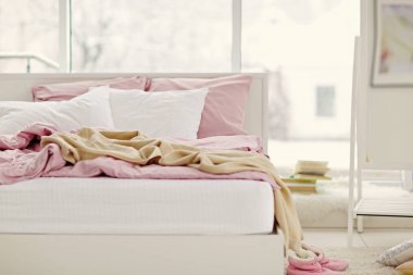 Işık yatak odası iç