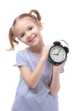 küçük kız ile çalar saat 
