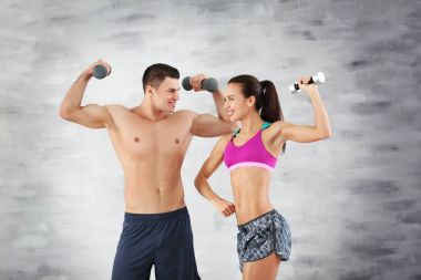 Sportif genç çift eğitim birlikte 