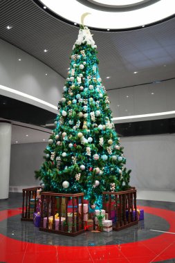 Noel ağacı alışveriş merkezi