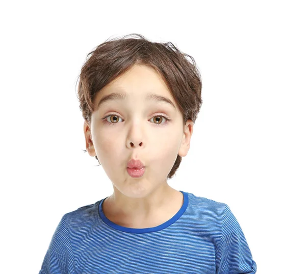 Kleiner Junge Training Spricht Buchstaben Auf Weißem Hintergrund Aus — Stockfoto