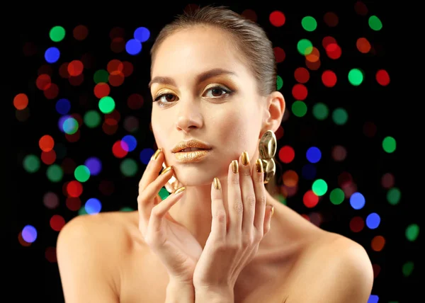 Perempuan dengan Holiday Makeup — Stok Foto