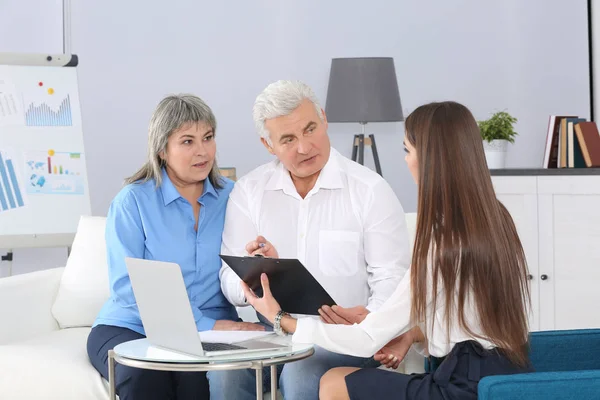 Mitarbeiter Büro — Stockfoto