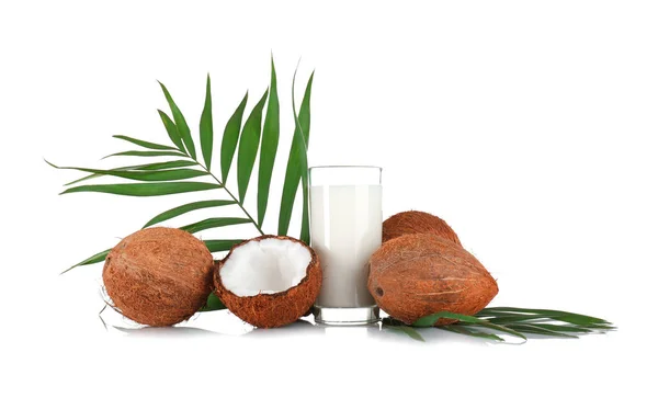 Fresh coconut milk — Stock Photo, Image