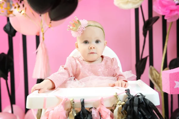 Cute Little Birthday Girl Sitting High Chair Room Decorated Party — Stock Photo, Image