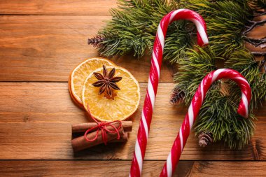 Noel şekerleme süslemeleri ile 