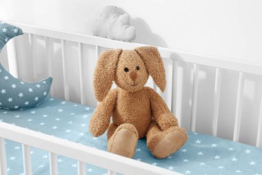 Sevimli tavşan oyuncak 