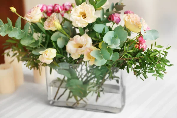 Prachtig bloemstuk — Stockfoto