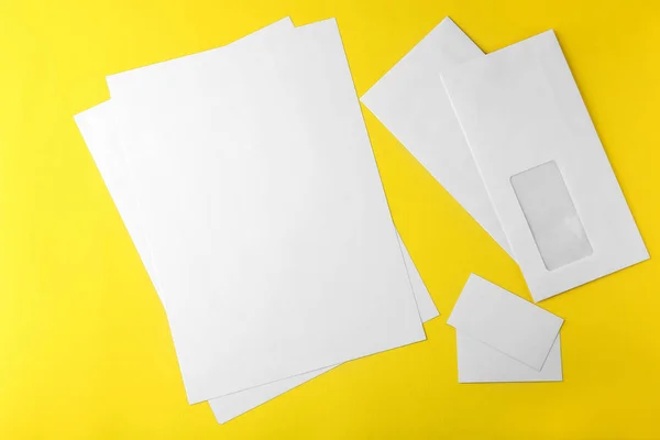 空白のパンフレットや名刺 — ストック写真