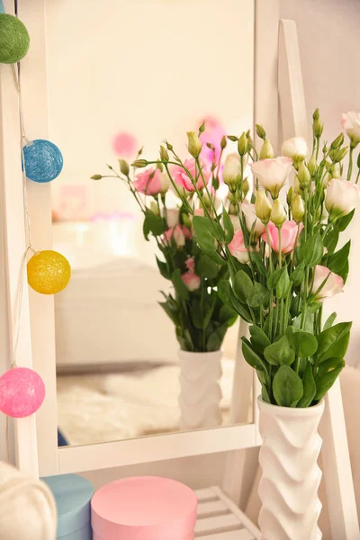 Buquê de flores bonitas — Fotografia de Stock
