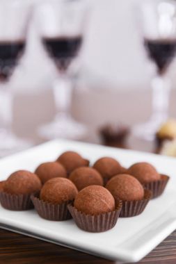 lezzetli çikolata truffles