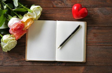 Yapılacaklar listesi çiçeklerle düğün 