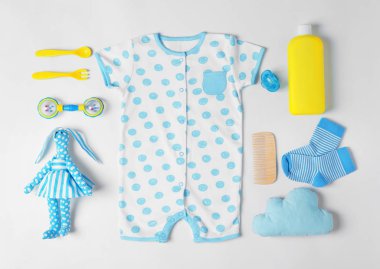 Bebek giysi ve aksesuarları