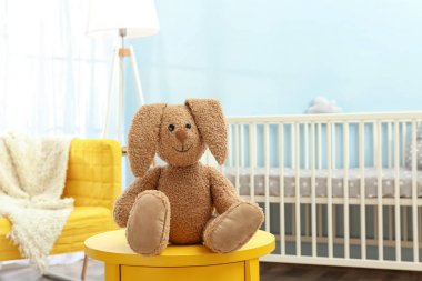 Sevimli tavşan oyuncak 