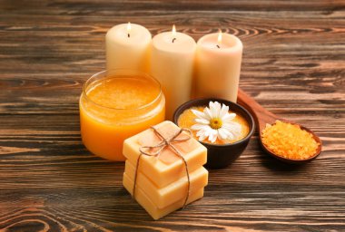 Vücut fırçalayın ve bal 