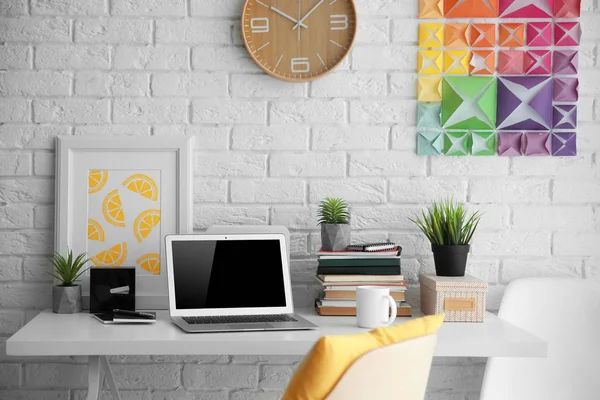 Interieur des Designerarbeitsplatzes — Stockfoto