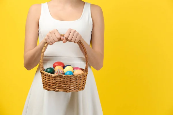 Húsvéti tojásos lány — Stock Fotó