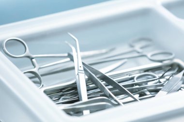 Cerrah araçları ile kase