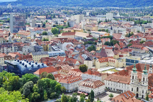 Paesaggio urbano ed edifici — Foto Stock