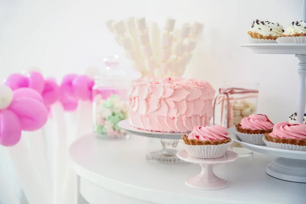 맛 있는 생일 케이크 — 스톡 사진